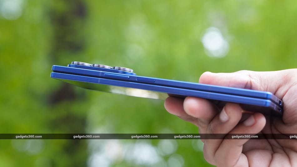 Samsung Patent Document Hints at 'Self-Healing' Screen for Foldable Phones: Report
