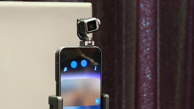 A closer look at Honor’s Robot Phone