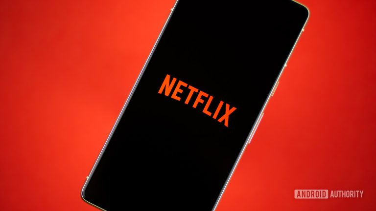 Netflix-logo-on-smartphone-stock-photo-4