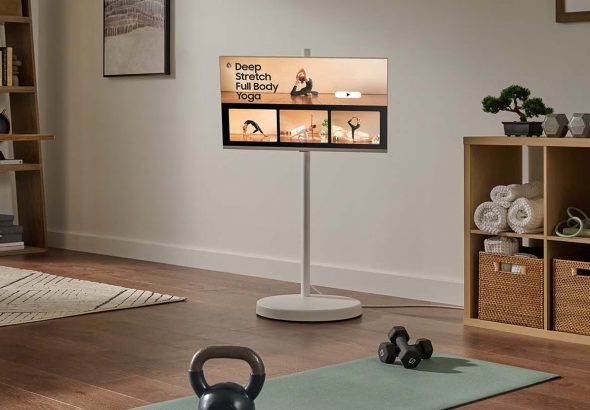 Samsung-Movingstyle-M7-Smart-Monitor-in-room