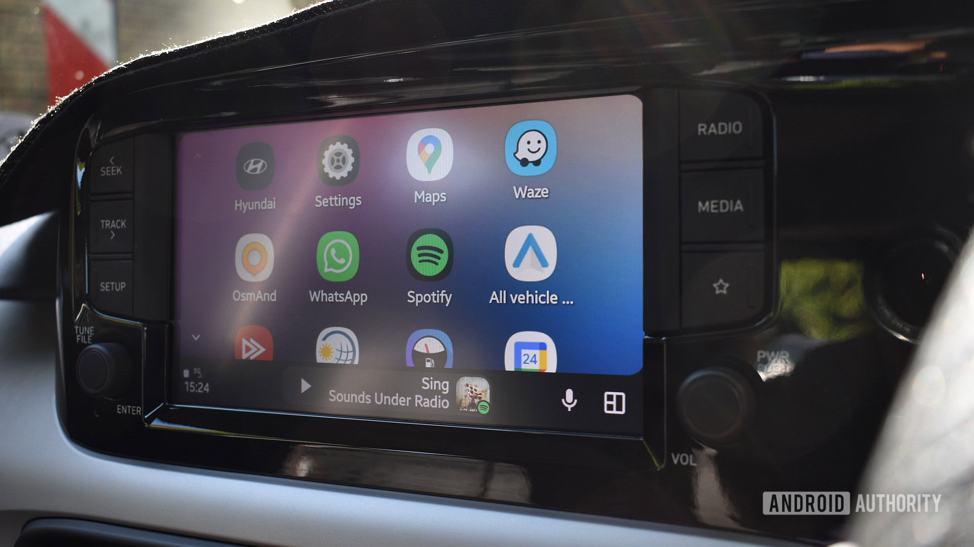 android-auto-launcher-home-screen-2