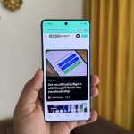 Android-phone-in-hand-showing-Brave-browser-scaled-1