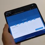 Lychee-photo-server-running-on-an-Android-phone-2-scaled-1