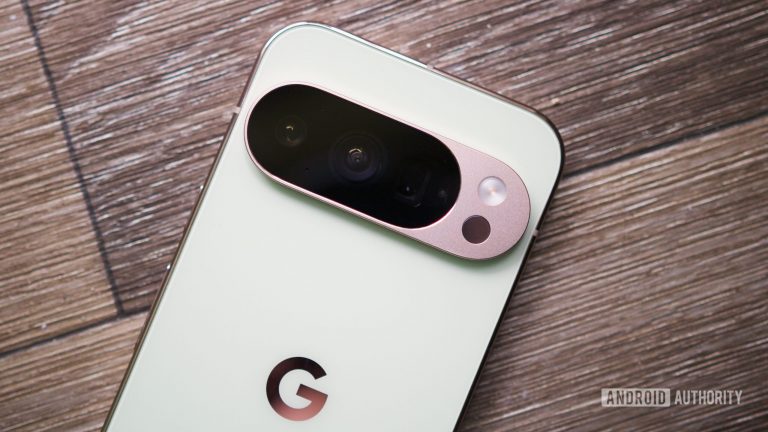 google-pixel-10-pro-camera-temperature-sensor-close-up-scaled-1