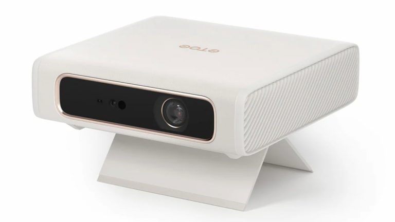 ETOE-Dolphin-2-Projector