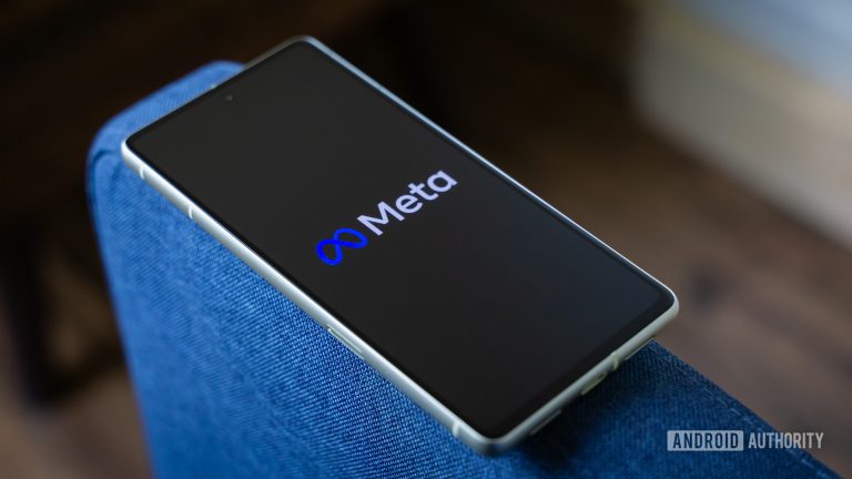 Meta-logo-on-smartphone-stock-photo-5
