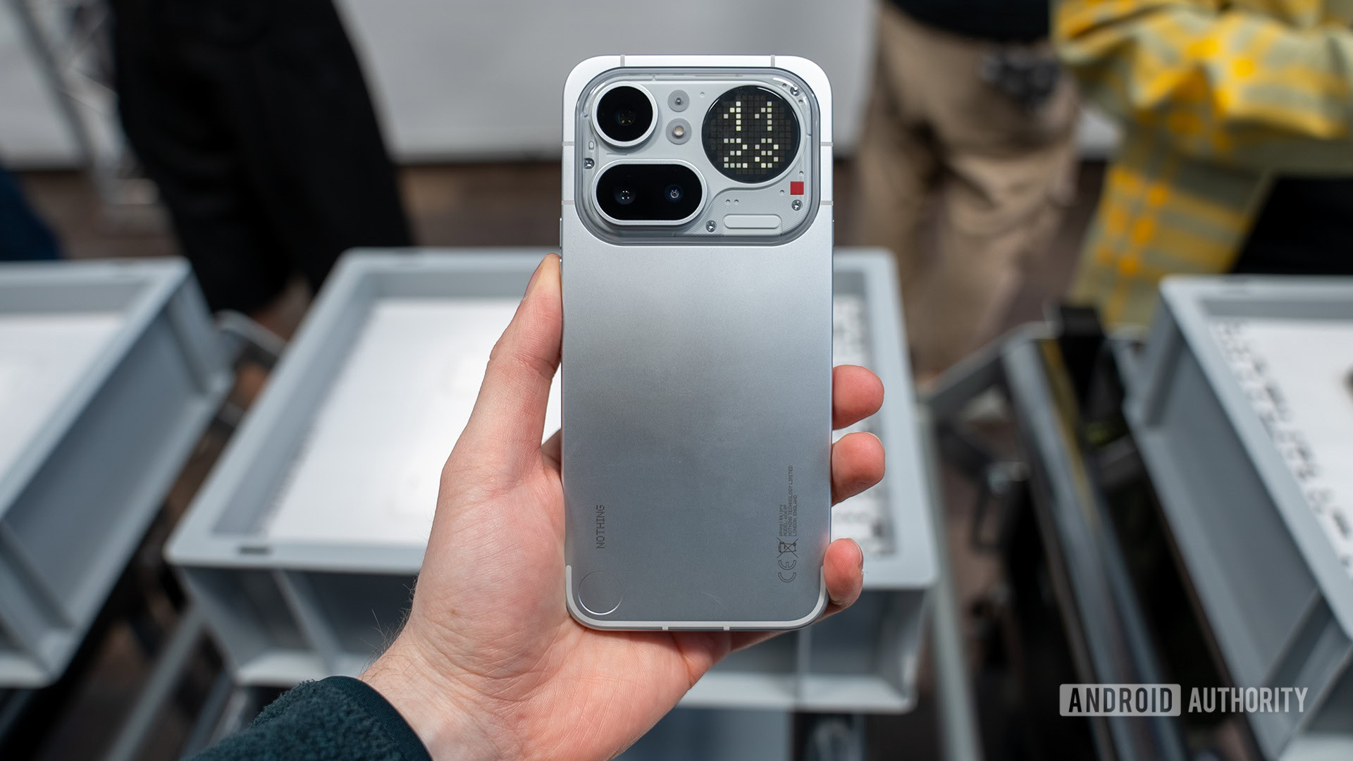Nothing-Phone-4a-pro-Silver