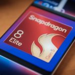Snapdragon-8-Elite-Gen-5-logo-on-desk