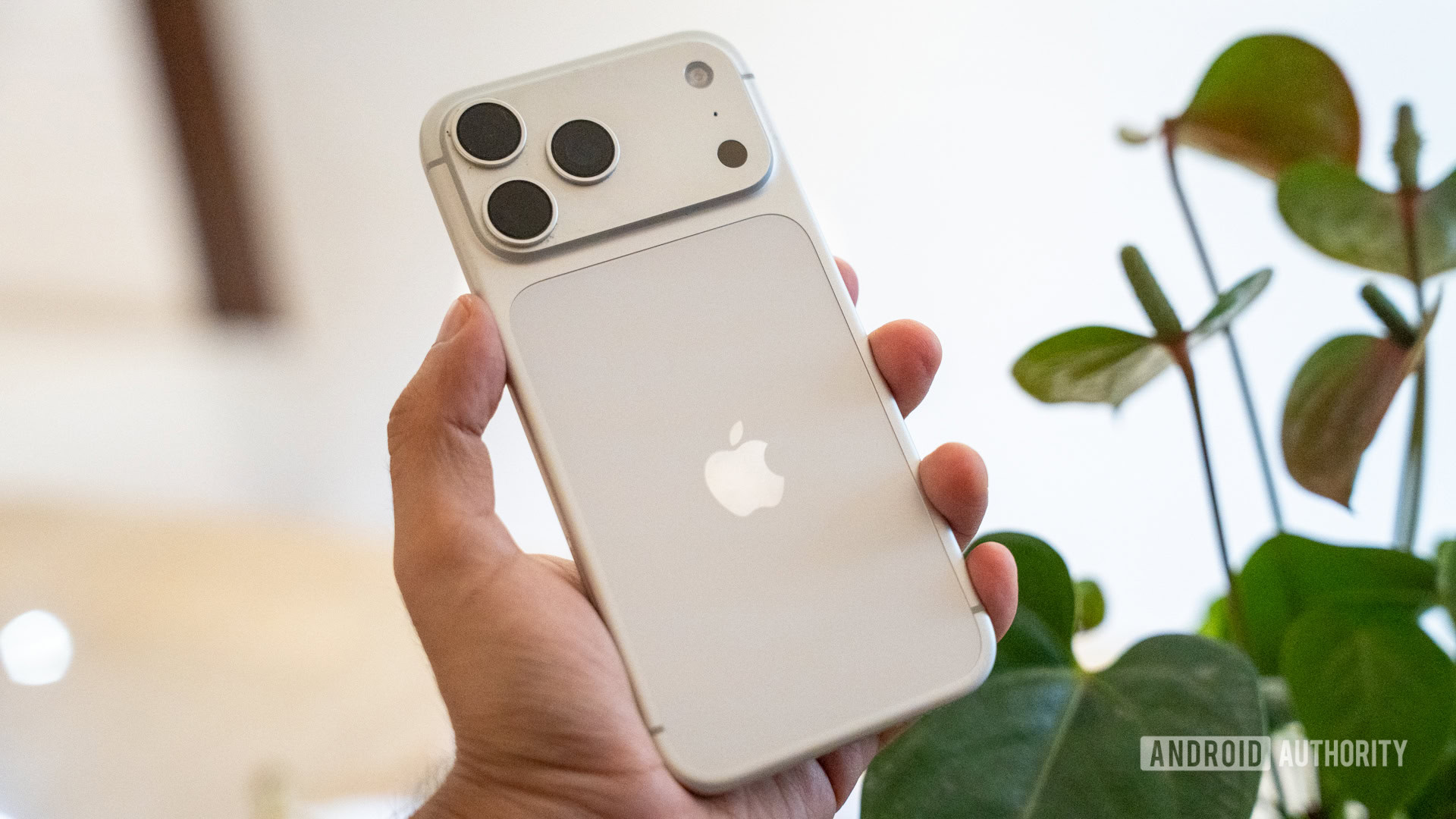 iPhone-17-Pro-in-hand