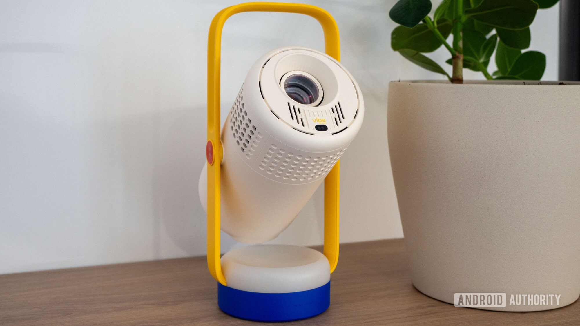 xgimi-vibe-one-projector-front