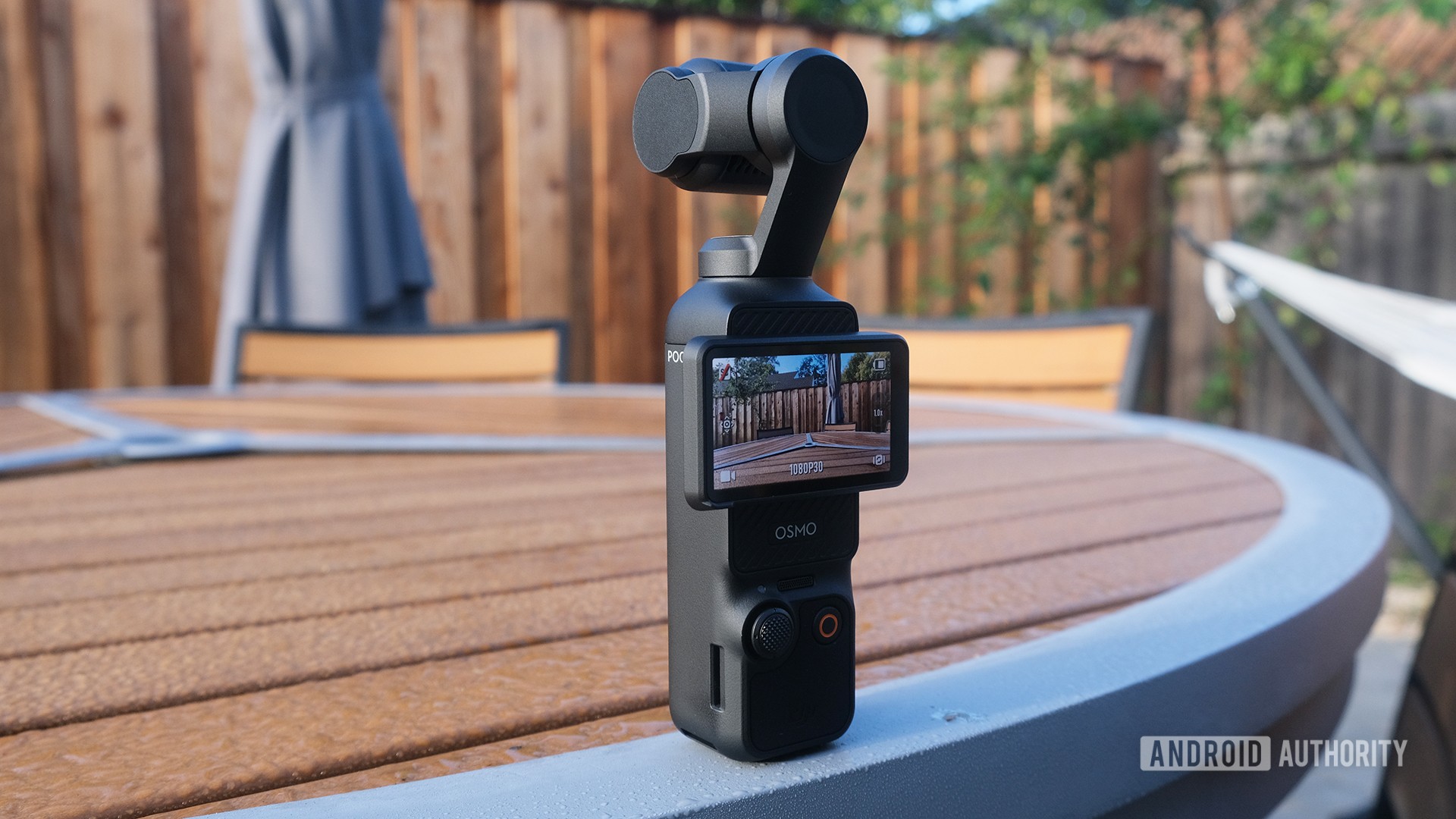 DJI-Osmo-Pocket-3-on-table-with-display-in-landscape-mode