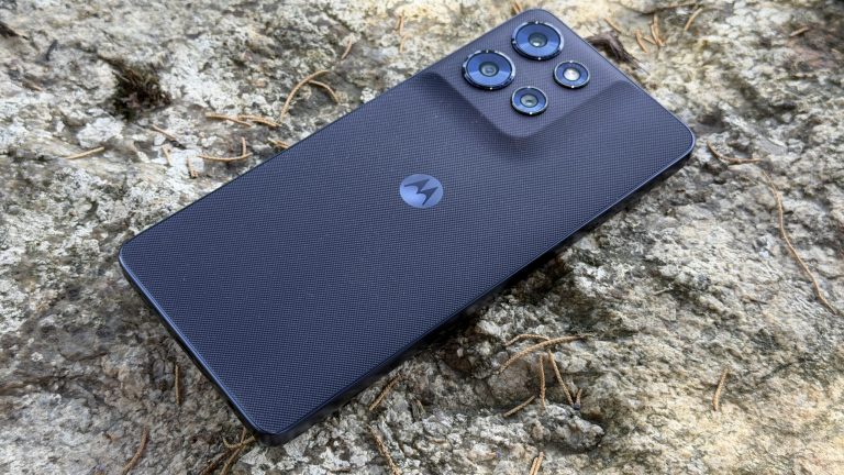 Moto-G-Power-2026-sitting-on-a-rock-scaled-1