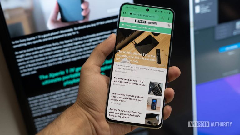 OnePlus-10T-in-hand-showing-a-web-browser