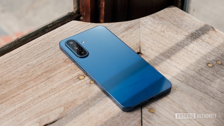 Samsung-Galaxy-A17-5G-on-wood