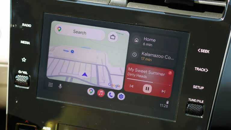 android-auto-home-screen-joe-hero-scaled-1