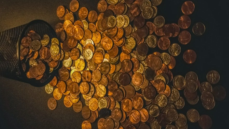 Bitcoin Price Drops to $97,800 Alongside Most Altcoins Amid Ongoing Market Slump