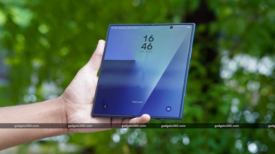 Global Foldable Shipments Increase in Q3 2025 as Samsung Retains Market Lead: Counterpoint