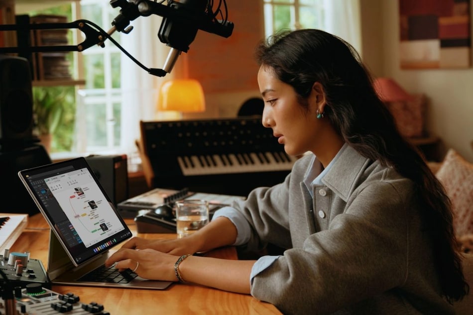 Huawei MatePad Edge Launched With 12,900mAh Battery, 14.2-Inch OLED Display Alongside Huawei Watch Ultimate 2