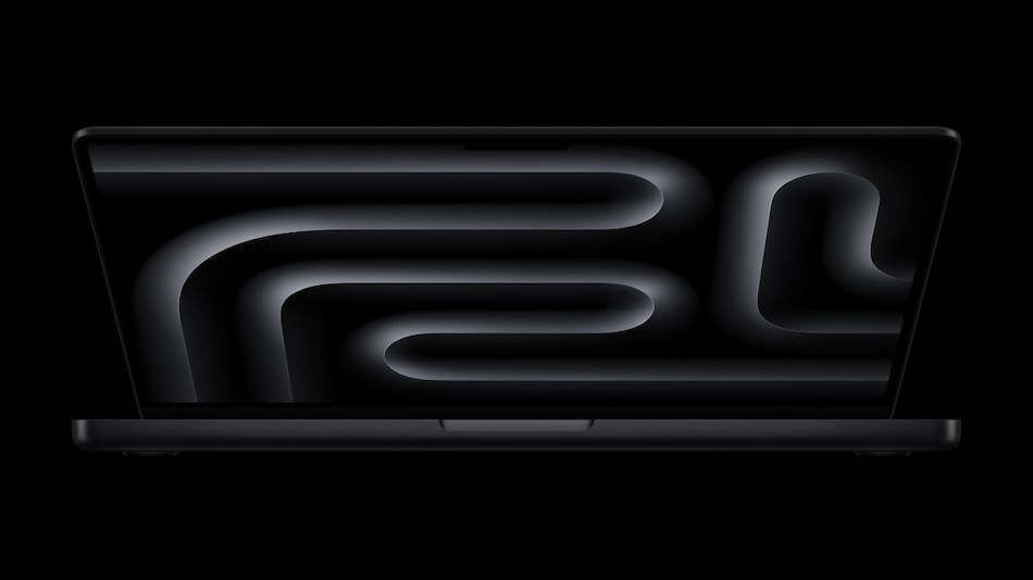 MacBook Pro 14-inch (2025) and iPad Pro With M5 Chip Now Available : Prices and Other Details Here