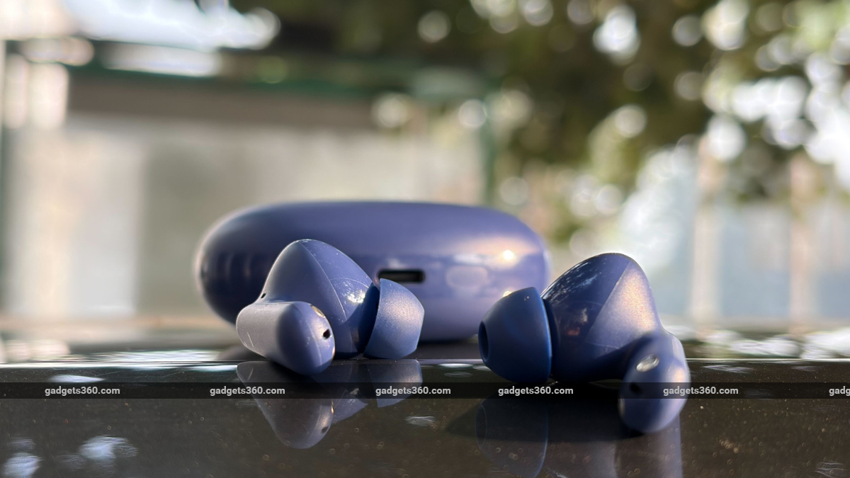 Oppo Enco Buds 3 Pro+ Review: Packs a Punch on a Budget