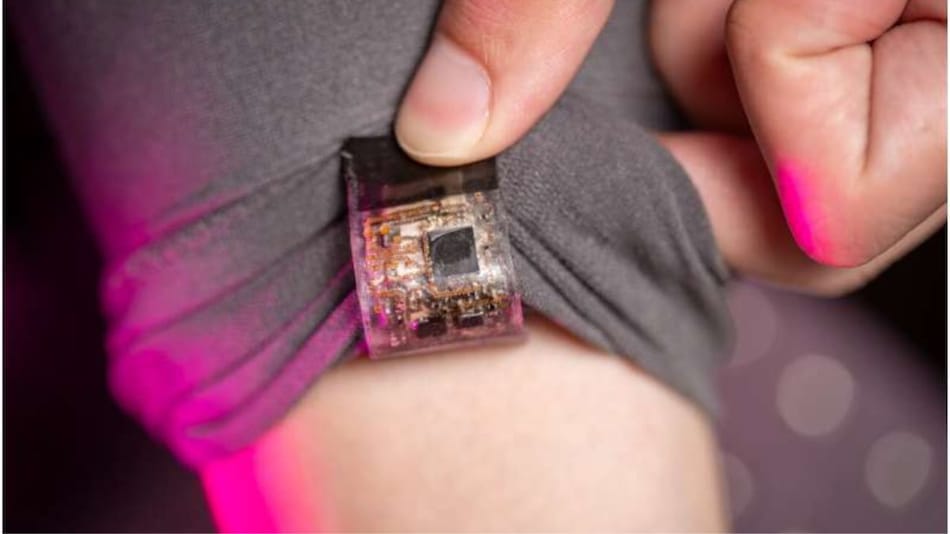UC San Diego Engineers Create Wearable Patch That Controls Robots Even in Chaotic Motion