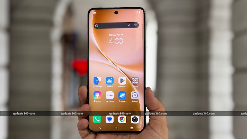 Vivo V70 Stops By US FCC Database; Listing Reveals RAM and Storage Specifications