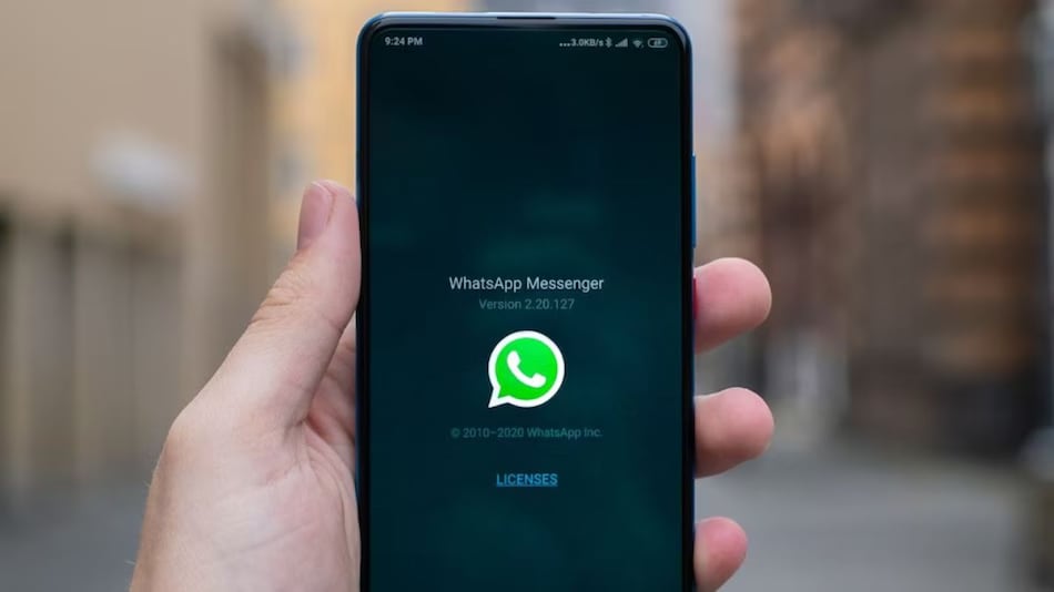 WhatsApp for Android Said to Be Testing a New Feature Which Lets Users Filter Media Files and Stickers